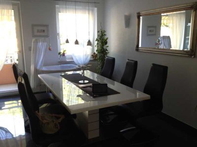 Elegante 4-Zimmer-Wohnung mit Balkon in Frankfurt-Niederrad