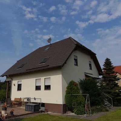 Geräumiges  EFH mit Wohnkeller sucht neuen Eigentümer