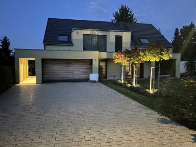 Einfamilienhaus mit Einliegerwohnung - höchste Qualität, energieeffizient & wertbeständig