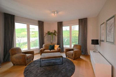 Möblierte 3-Zimmer-Wohnung mit Designer-Küche und eingerichtetem Homeoffice