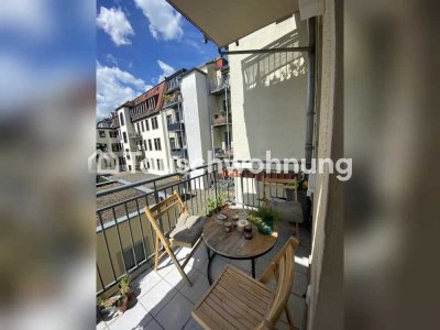 Tauschwohnung: Wunderschöne, frisch renovierter Altbau mit großem Balkon