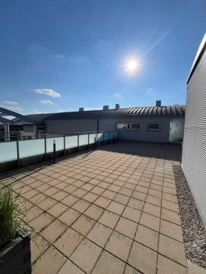 3 Zimmer Dachterrassen Wohnung mit Blick in 2 Himmelsrichtungen// sofort verfügbar