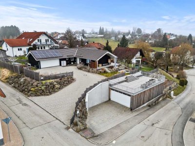 Exklusiver Bungalow mit traumhaftem Blick über die Dächer von Schnerkingen