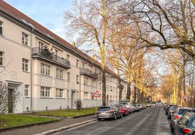 ruhige und funktionale 3 -Zimmer-Wohnung mit  Balkon  zum grünen Innenhof, vis-á-vis zum Toeplerpark