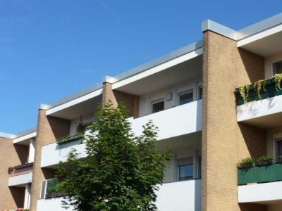 Schön geschnittene 2-Zimmer-ETW mit TG-Stellplatz in Langenfeld