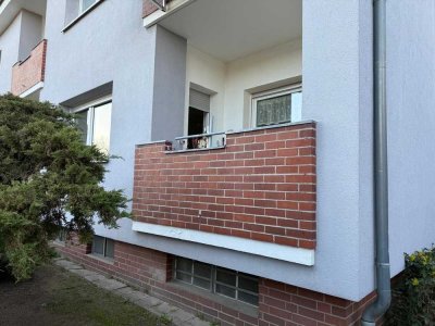 Biete teilmöblierte 2 Zimmerwohnung in Berlin-Lichtenrade an