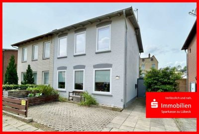 Modernisiertes kleines Stadthaus mit separater Einliegerwohnung in St. Jürgen