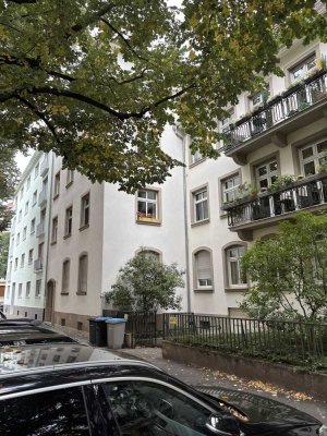 Attraktive Eigentumswohnung mit zwei Balkonen in bester Lage Mannheim-Oststadt
