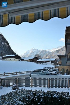 Kaprun!! Einzigartiger Blick auf das Kitzsteinhorn!! Ruhe und Entspannung auf 91m2!! Wunderschöne und gemütliche 4-Zimmer Terrassen-Wohnung!!
