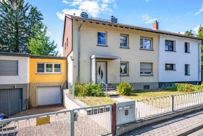 Maintal-Dörnigheim: Vermietetes Zweiparteienhaus mit schönem Garten in begehrter & ruhiger Wohnlage