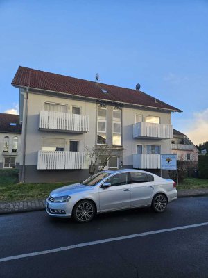 schöne 126 qm DG Wohnung in Reichelsheim/Wetterau, 3 Zi.
Preis 1.200 € Kaltmiete incl Stellplatz.