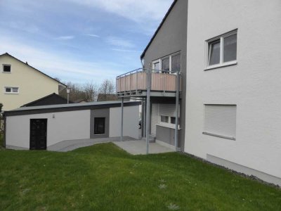 3 ZKB, Gäste-WC, Abstellraum, großer Balkon, Kellerraum, Waschraum, Stellplatz