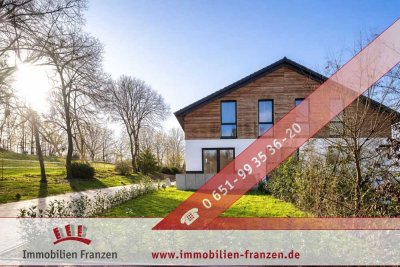 194 m² High-End-Penthouse, hochwertig kernsaniert, energieeffizient, luxuriös, zwei Bäder und Gäste-