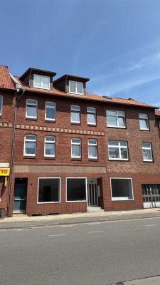 - WG geeignete 4-Zimmerwohnung in Lüneburg zu vermieten -