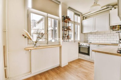 Großzügige Wohnung mit Potential in zentraler Lage - Sanierungsobjekt in 1150 Wien