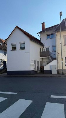 *Kapitalanleger aufgepasst* Wohn-Ensemble mit 4 separaten Wohnungen und Doppelgarage