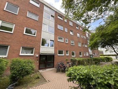 2,5 Zimmer-Wohnung mit Tageslichtbad und Wanne im Hochparterre