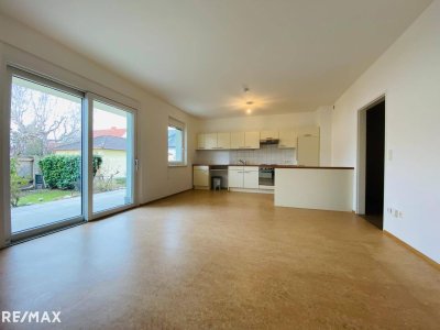 BETREUBARES WOHNEN: Schöne Gartenwohnung mit Terrasse und Tiefgaragenplatz!