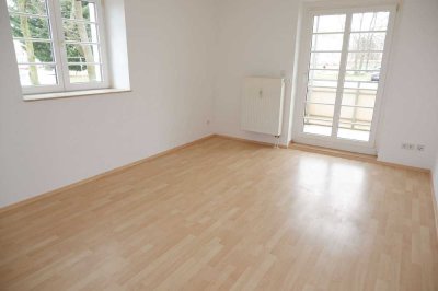 Frei ab 1.6.26  -1.OG, Bad mit Dusche , Balkon am Wohnzi.