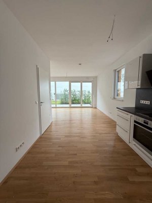 Moderne Neubauwohnung mit Einbauküche in zentraler Lage