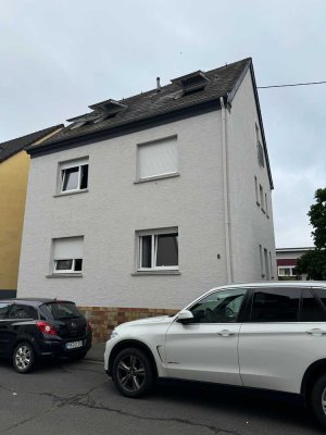 Saniertes 3-Familienhaus als attraktive Kapitalanlage!