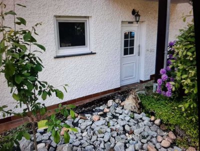 Helle, gut geschnittene 5 ZW mit gr.Sonnenterrasse und guter Anbindung an Rhein Main