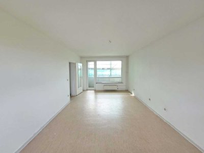 SOFORT FREI!!! Gut geschnittene 4- Zimmerwohnung mit Balkon und Fahrstuhl in Bad Hersfeld
