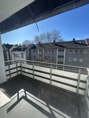 Helle 3-Zimmer-Wohnung mit Balkon in Duisburg-Hamborn