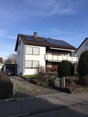 Gepflegte 3-Raum-Dachgeschosswohnung mit Balkon und Einbauküche in Bietigheim-Bissingen