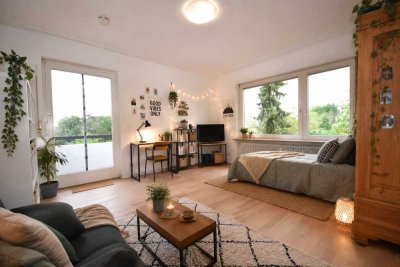 Ruhiges 1-Zi.-Appartement mit tollem S/O-Balkon, unverbaubarem Ausblick und Garage