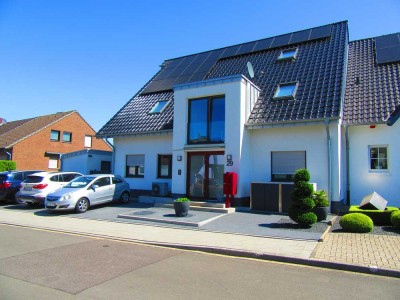 4 Zimmer Erdgeschosswohnung mit Garten in 41199 M-Gladbach