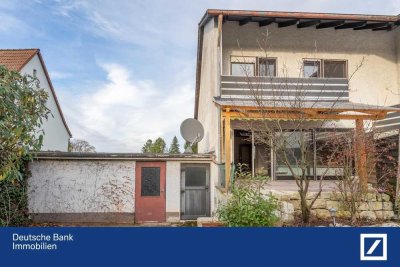 DHH mit Garten in Fürth - Unterfarrnbach