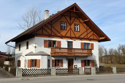 Charmantes Einfamilienhaus mit viel Platz und kompakter Gartenfläche – ruhig wohnen in Unterdietfurt