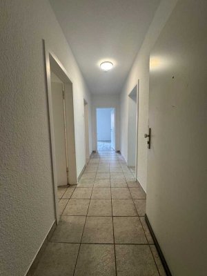 Renovierte 3ZKB im EG sucht neue Mieter