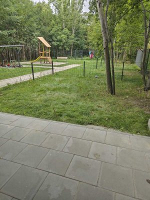 Erstbezug nach Sanierung, schicke 1,5 Raum Wohnung mit Gartenanteil und Tageslichtbad