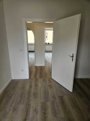 Neuwertiges Juwel mit Balkon direkt am Schlossgarten von Aschaffenburg
