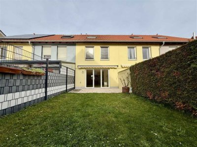 Helles Reihenmittelhaus mit PKW-Stellplatz in Worms-Weinsheim