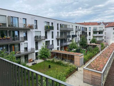 hochwertige -5 Zimmer-Wohnung mit Balkon + Loggia und EBK in Offenburg