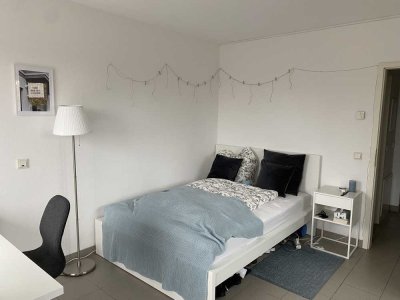 Modernes 1-Zimmer-Apartment mit Balkon in Uni-Nähe