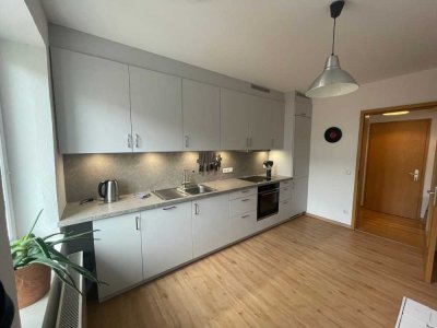 2 Zimmer zentrale ruhig Lage