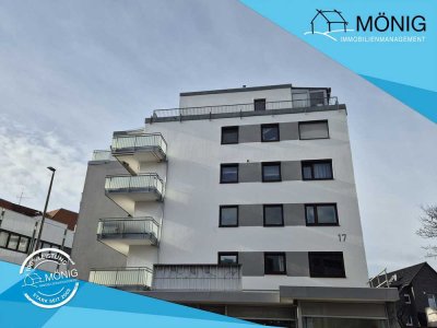 praktische 1,5-Zimmer-DG-Wohnung mit EBK, Balkon und TG-Stellplatz über den Dächern Böblingens