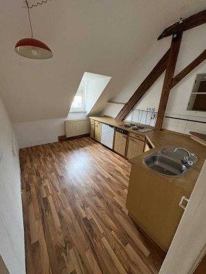 Charmante Altbauwohnung im Herzen der Stadt