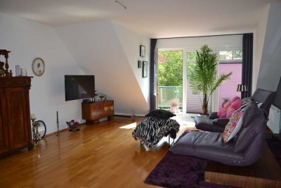 Schicke 2 Zi. Wohnung wird frei /zzgl. ausgeb.DG/ Beste Wohnlage / Zentrum / Deisterblick/Blk
