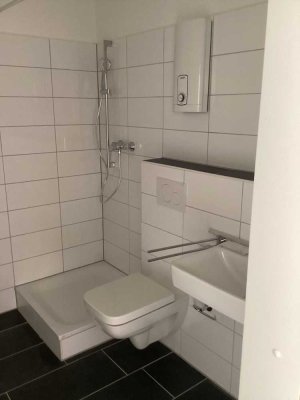 Schöne City-Wohnung, frisch renoviert!