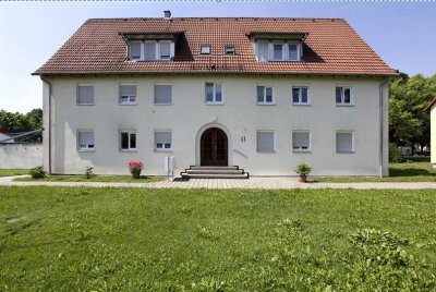 Charmante Dachgeschosswohnung mit Tageslichtbad – teilsaniert und bezugsbereit