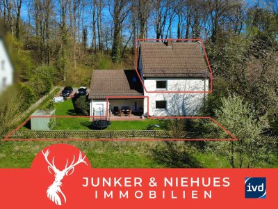 Ein Ausblick wie sonst nur im Urlaub: Naturidylle mit großem Garten
