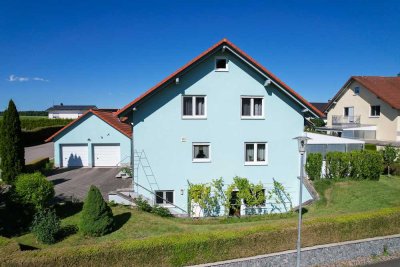 Familienfreundliches Haus mit separater Einliegerwohnung - Viel Platz zum Wohlfühlen
