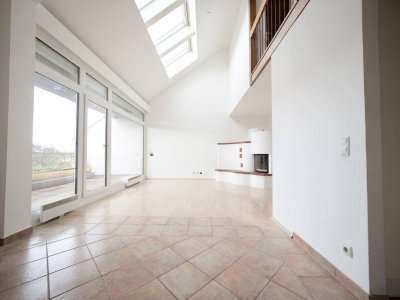 Moderne, helle 3-Zimmer-Maisonette mit einladender Terrasse/Loggia in Deutsch-Wagram