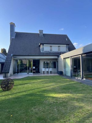 Freistehendes Einfamilienhaus im Herzen von Korschenbroich