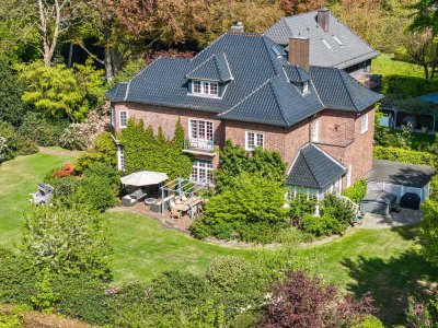 Traumhafte Familien-Villa mit britischem Charme in Hamburg-Hochkamp.